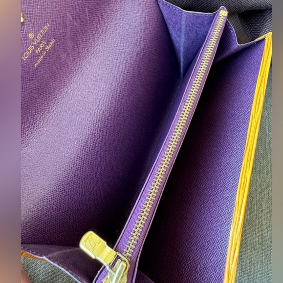 Louis Vuitton Epi long wallet - Picture 7 of 14